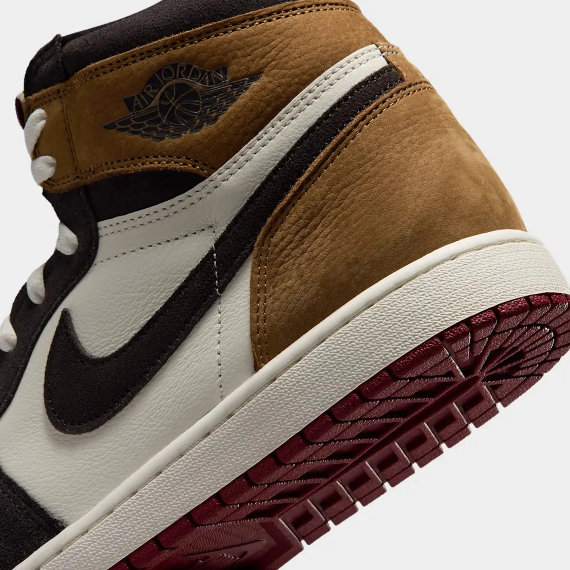 Air Jordan 1 Retro High OG Love Letter - 359